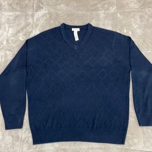 Beautiful Dockers sweater.